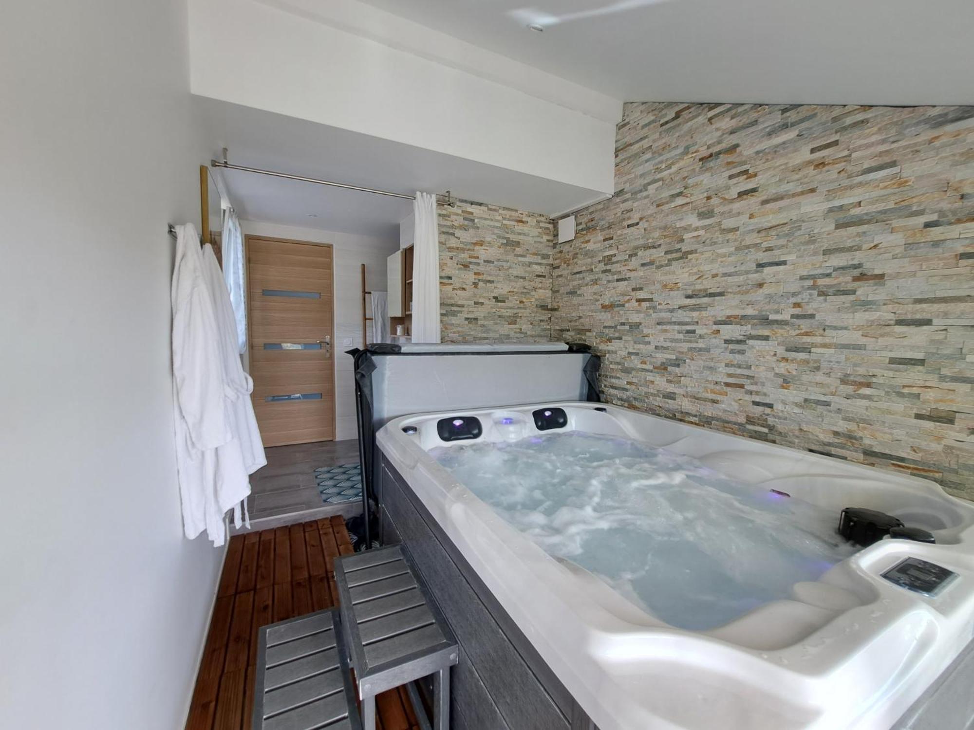 Adorelys Sejour Bien Etre - Spa Et Massage Saint-Cassien (Isere) Exterior foto