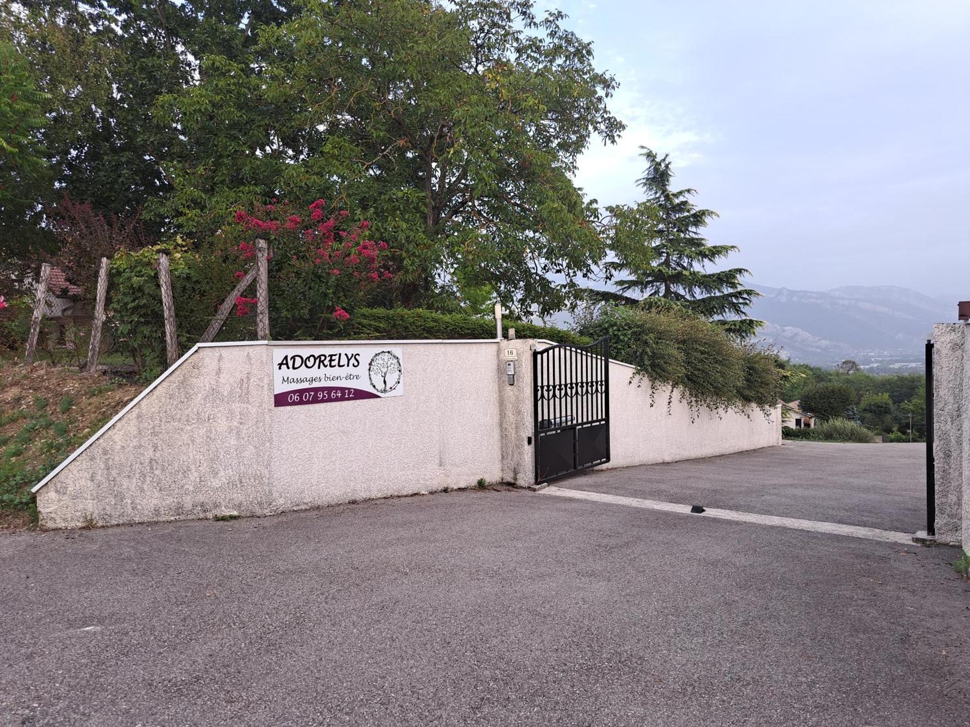 Adorelys Sejour Bien Etre - Spa Et Massage Saint-Cassien (Isere) Exterior foto